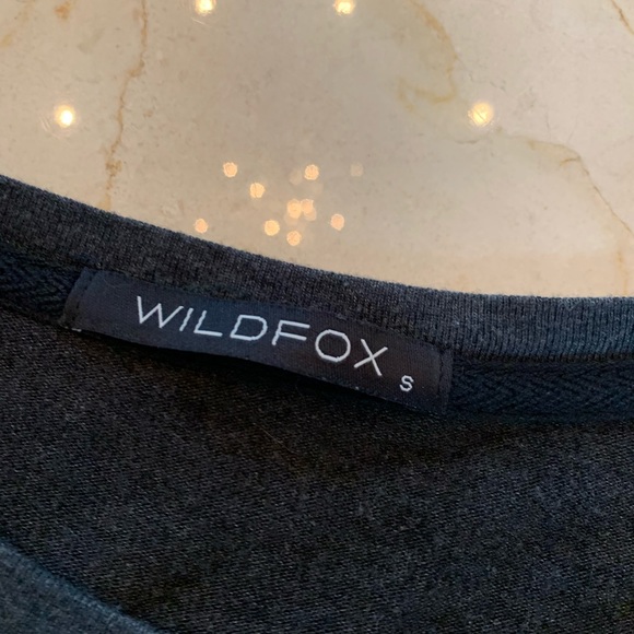 Wildfox Short Sleeve Lung Sweaters Sz S Super Soft - Picture 2 of 5